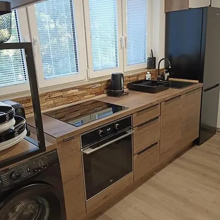 Kocka Na Poschodi Apartment