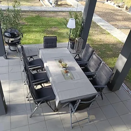 Kocka Na Poschodi Apartment