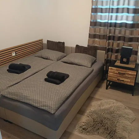 Kocka Na Poschodi Apartment Sastin-Straze