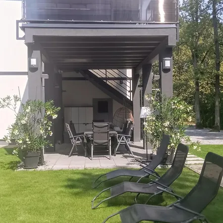 Apartment Kocka Na Poschodi Sastin-Straze