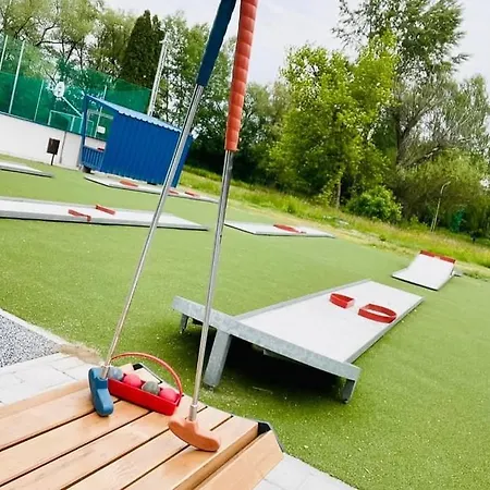 Kocka Na Poschodi Apartment