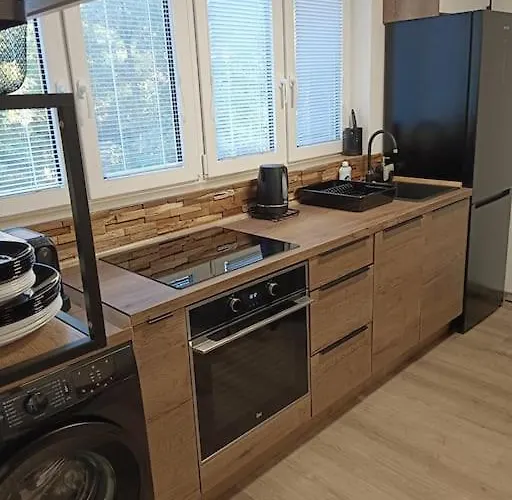 Kocka Na Poschodí Apartmán