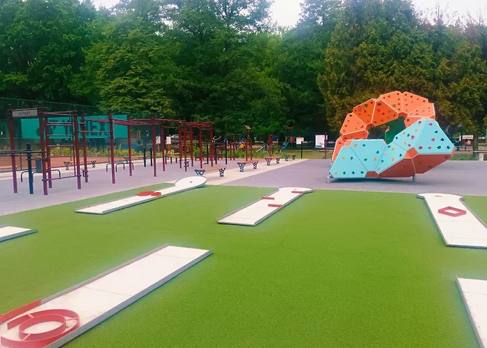 Kocka Na Poschodí Sastin-Straze